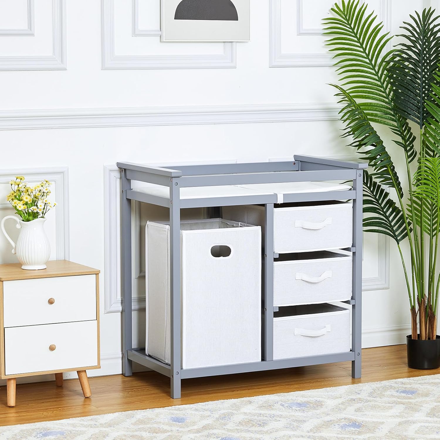 Baby Nursery Unit - โต๊ะเปลี่ยนผ้าอ้อมเด็กพร้อมแผ่นรองเปลี่ยนผ้าอ้อม, 3 ลิ้นชัก, ตะกร้าใส่ผ้า | ชั้นวางของสำหรับเด็กอ่อนทำจากไม้