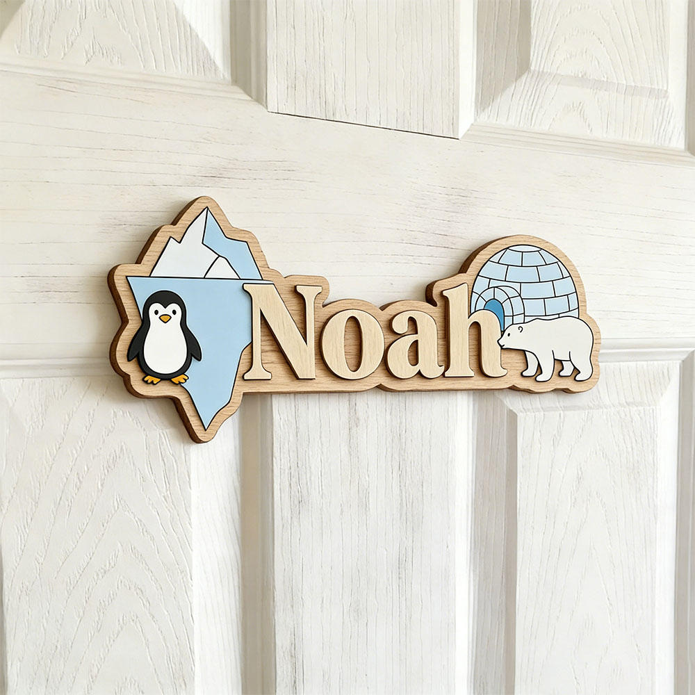 Baby Nursery Room - ป้ายชื่อสั่งทำรูปเพนกวินอาร์กติกและหมีขั้วโลก ตกแต่งผนังห้องเด็ก ลายถ้ำน้ำแข็ง แผ่นไม้สลักชื่อส่วนตัวสำหรับห้องเด็ก