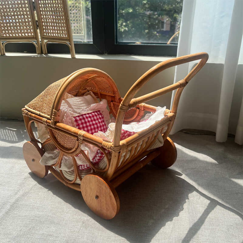 รถเข็นเด็กทารกสไตล์วินเทจทำจาก - Baby Nursery Plants บทวิจารณ์และราคา